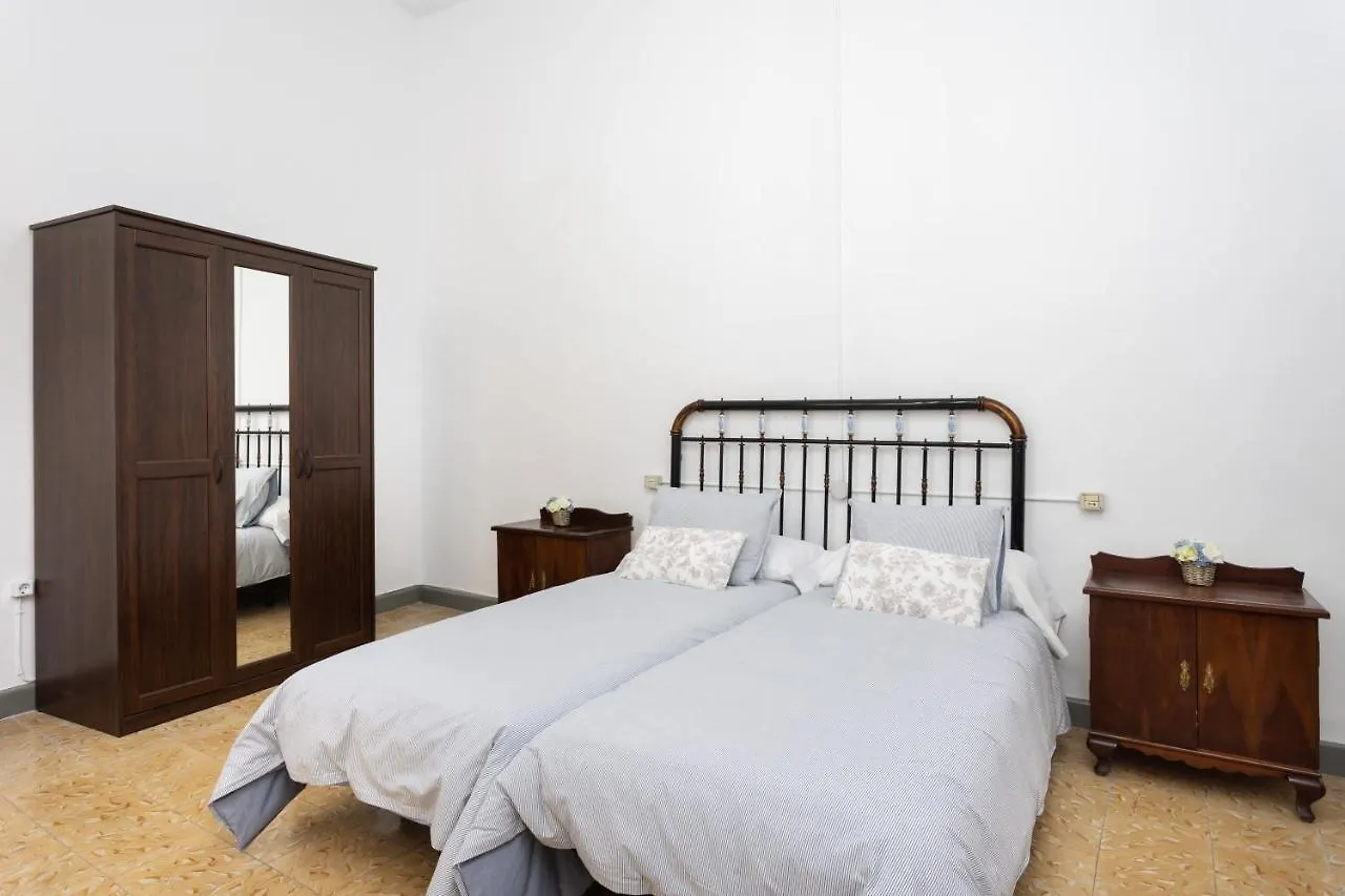 Holiday home Home2Book La Cruz De Arafo, Bbq & Terrace